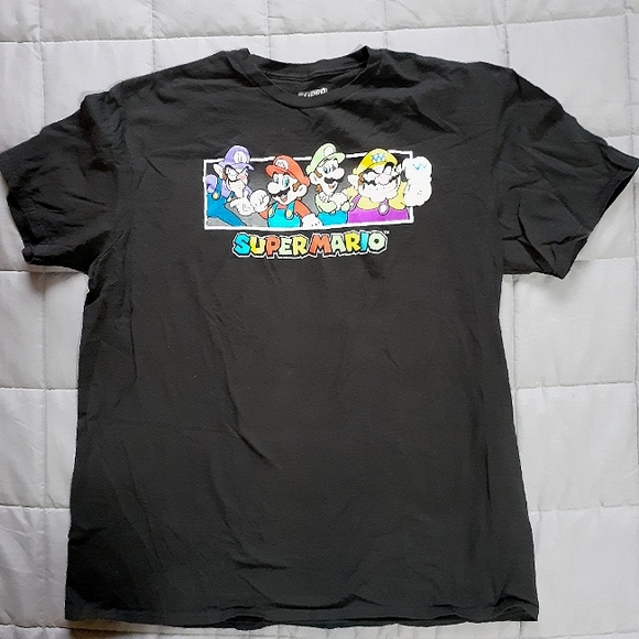 Super Mario Nintendo Shirt - Picture 1 of 6